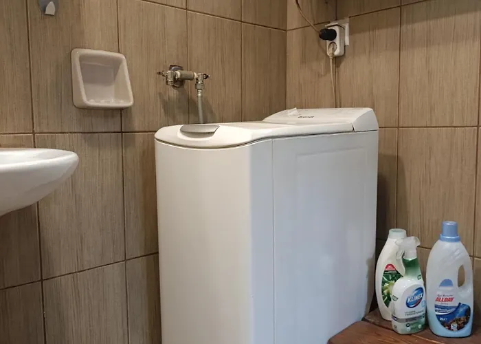 The House - Charming With Private Courtyard - Easy Parking - 300m From بيت للعطل