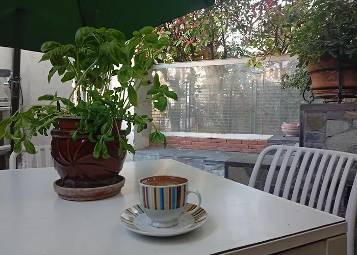 Ferienhaus The House - Charming With Private Courtyard - Easy Parking - 300m From